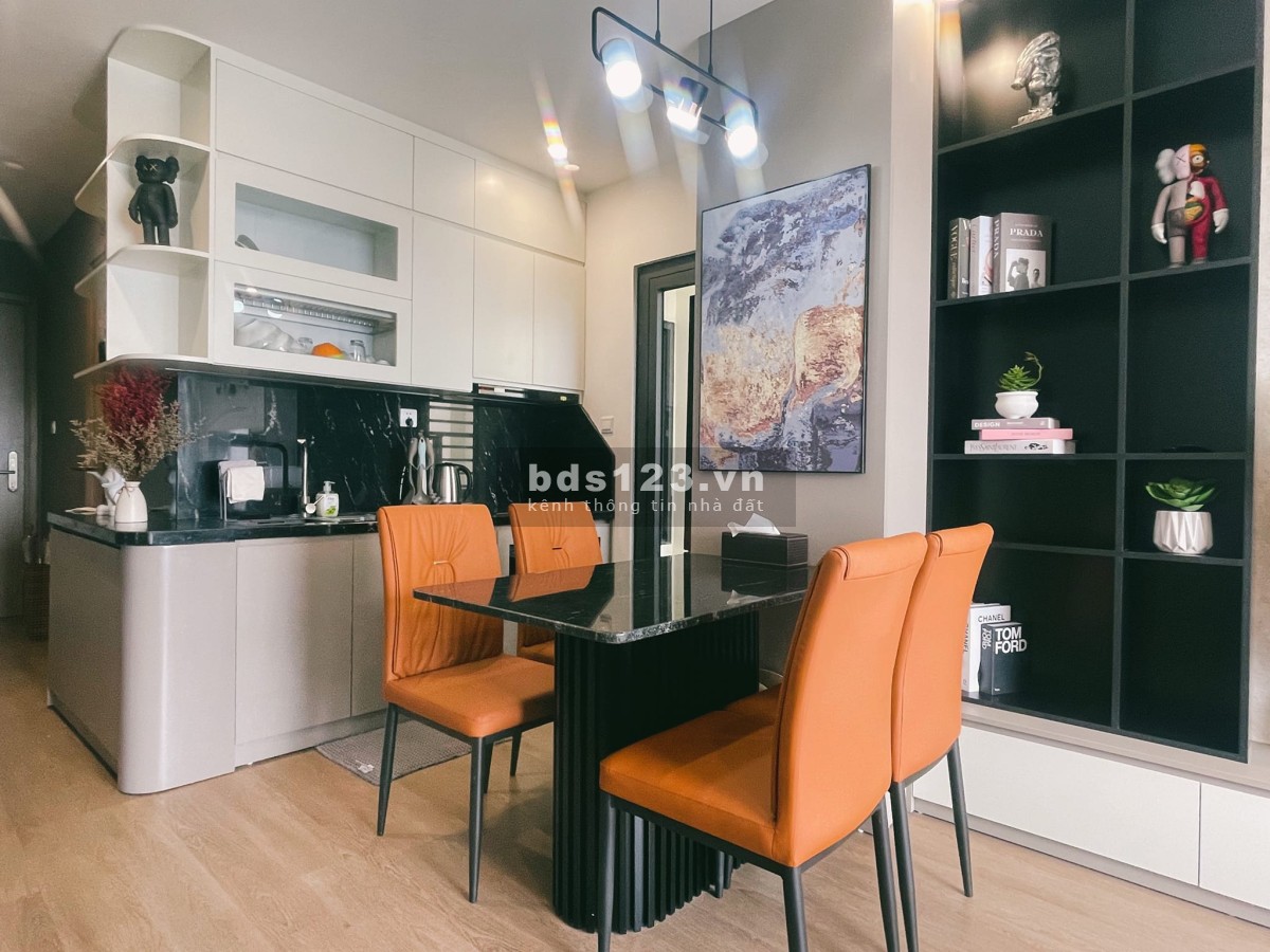 Duy nhất 1 căn 2N2WC full nội thất giá chỉ 1.8 tỷ tại Vinhomes OCP