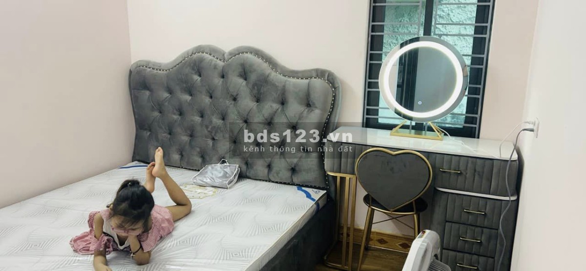 Bán nhà Nam Dư Hoàng Mai ô tô đỗ cửa 3 mặt thoáng giá 2.75 tỷ, full nội thất