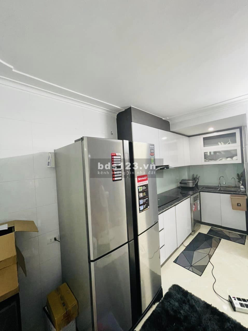 Bán nhà Nam Dư Hoàng Mai ô tô đỗ cửa 3 mặt thoáng giá 2.75 tỷ, full nội thất