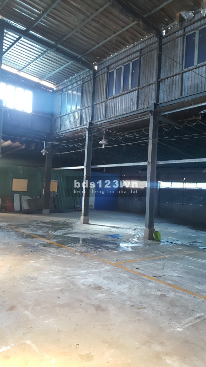 Chính chủ cần bán 510m2 đất tại Nhà Bè, có sẵn xưởng cho thuê 30tr/ tháng