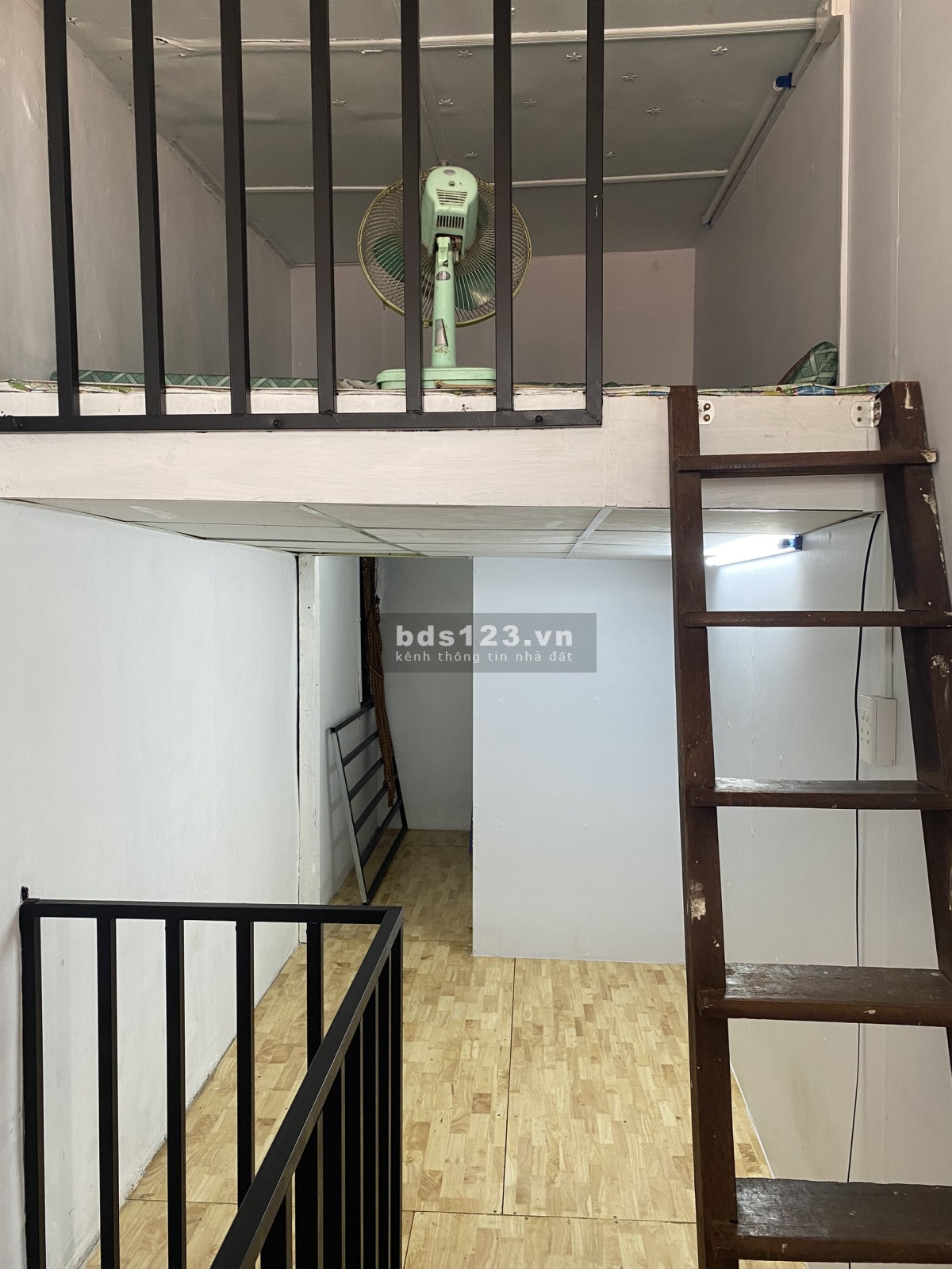 Cho Thuê nhà cấp 4 nguyên căn Quận 1