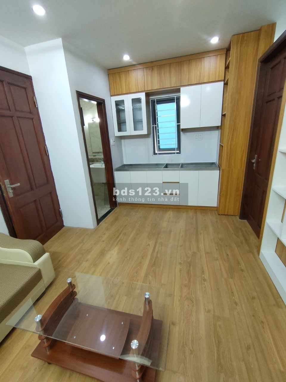 Bán nhà 9TTM phố Lạc long Quân, Võ Chí Công, Âu Cơ, Tây Hồ. DT52Mx9Tx4,6 chỉ 15,5 tỷ.