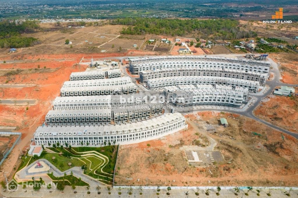 Nhà phố thương mại mt Võ Nguyên Giáp, Mũi Né, sổ hồng riêng hơn 100m2, giá chỉ từ 2.5 tỷ