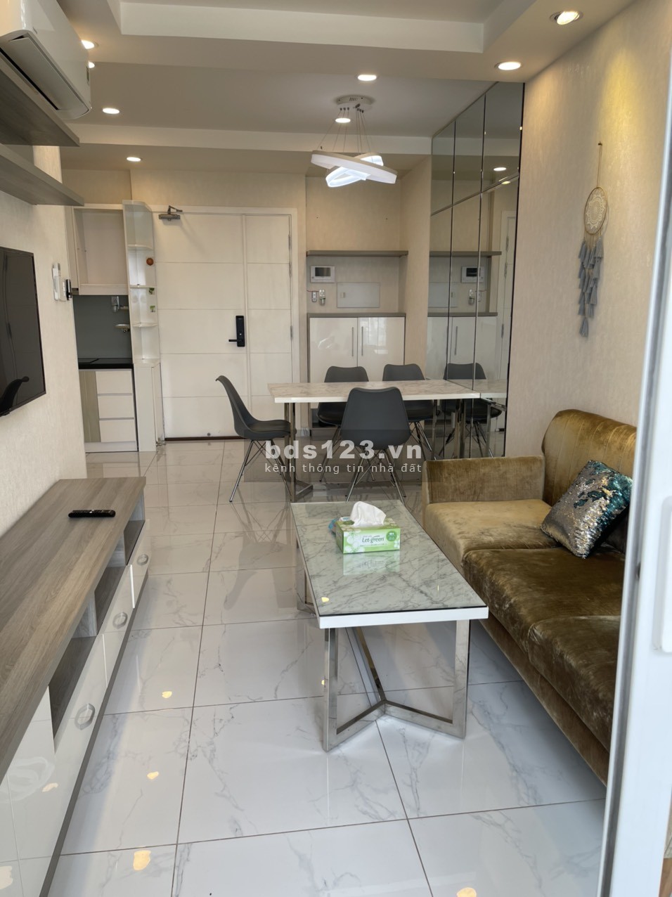Căn hộ cc Terra Royal dtsd 70m2, 2PN, Full bán giá tốt 7 tỷ