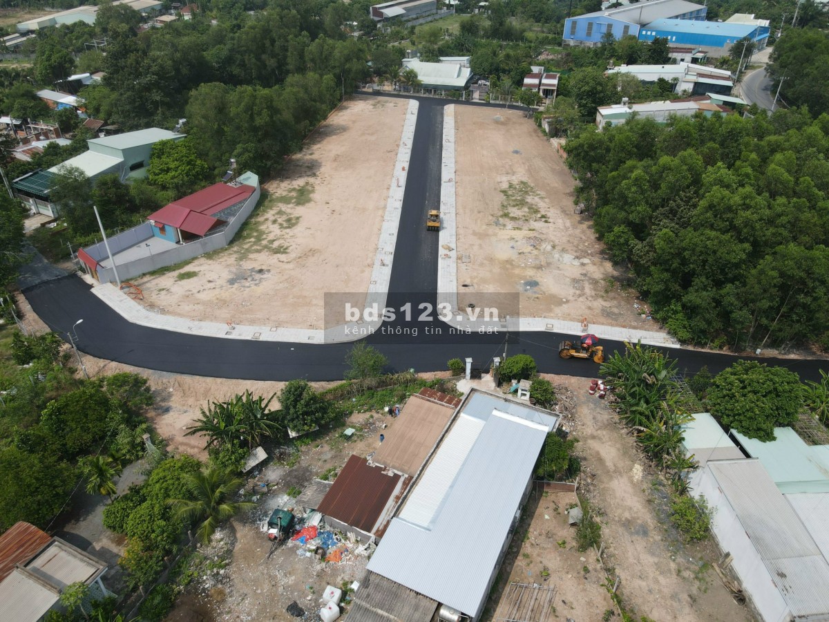 Bán Đất Mặt Tiền Đường Nguyễn Văn Khạ Giá Rẻ lh 0923846443