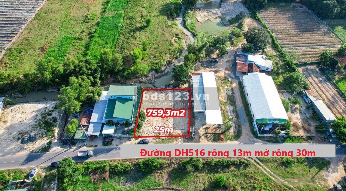 Duy nhất lô hoa hậu siêu đẹp dt 759.3m2, mặt đường lớn Becamex Chơn Thành, lh O9O1755755