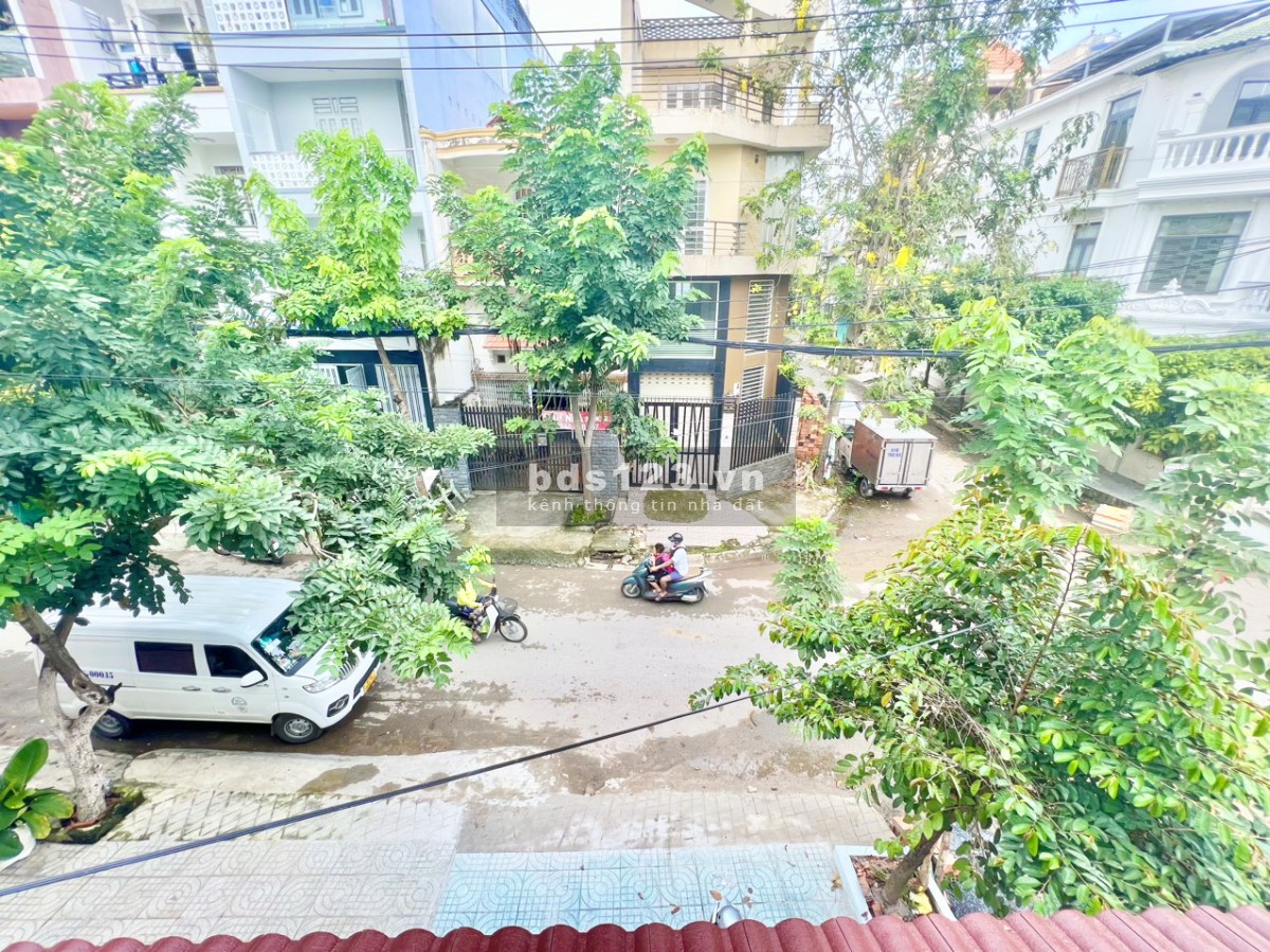 Cho thuê nhà 1 lầu mặt tiền Phạm Hữu Lầu, P. PM, Quận 7 lh 0983697777