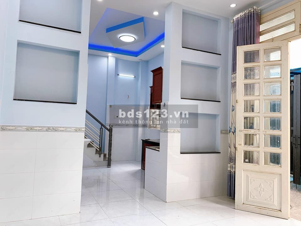 Nhà đẹp Chế Lan Viên, dtsd 48m2 (4x12), 2 tầng, giá chỉ 3.3 tỷ, ở ngay