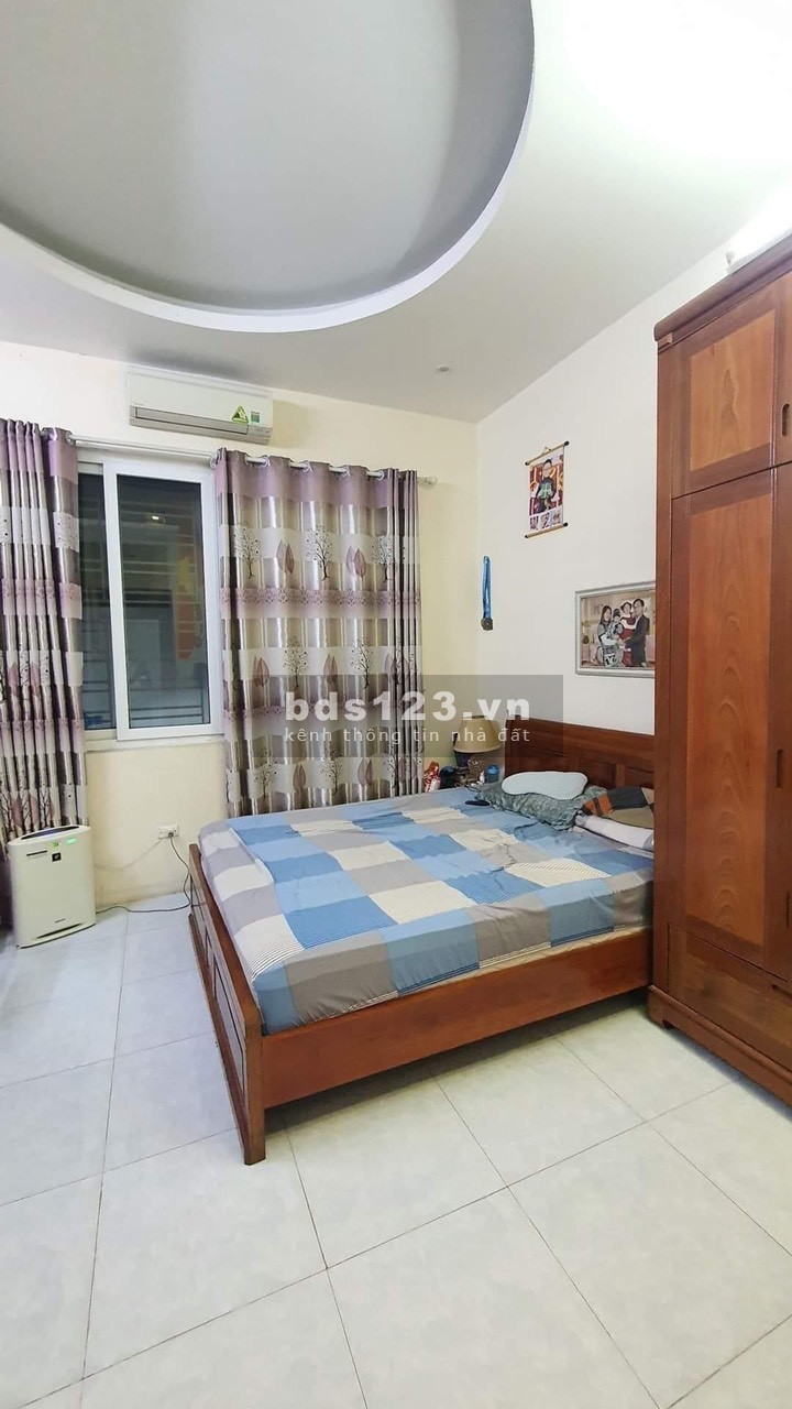BÁN NHÀ sau 1 nhà ra mặt phố Âu Cơ 66m, mặt tiền khủng 6m, giá mềm chỉ 5xxx tỷ