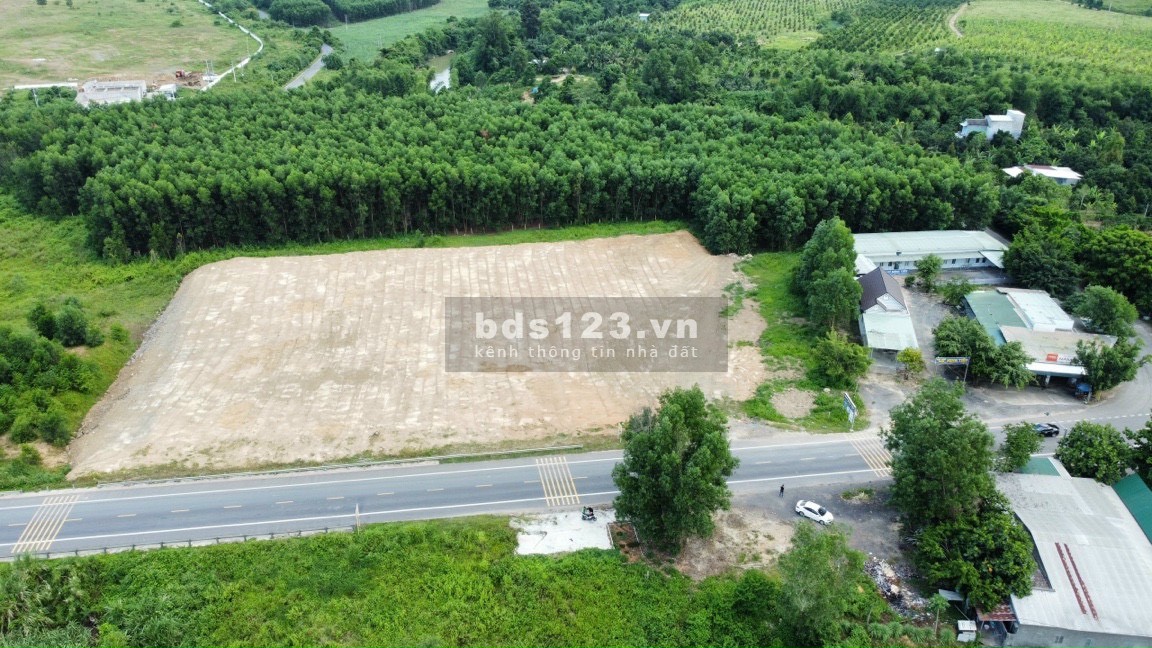 Lô đất đẹp 901m2 ngay cụm khu công nghiệp Đồng Xoài, chỉ 690 triệu, lh 0901.775.755
