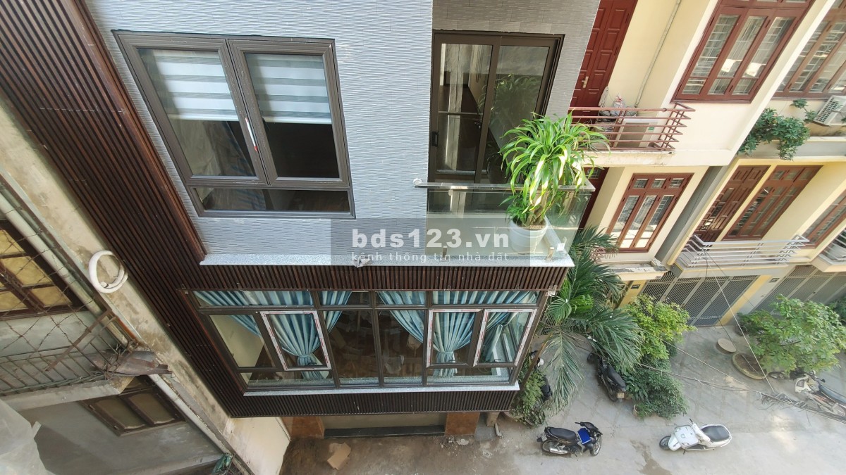 Bán nhà Láng Hạ, Đống Đa, 6 tầng tặng full nội thất, ô tô vào nhà 50m2, 6 tầng mt 5m, giá 11.5 tỷ