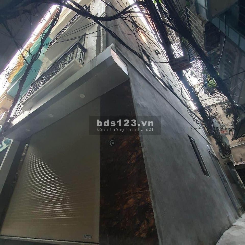 Chính chủ bán nhà ngõ 258 Tân Mai, căn góc, ngõ rộng