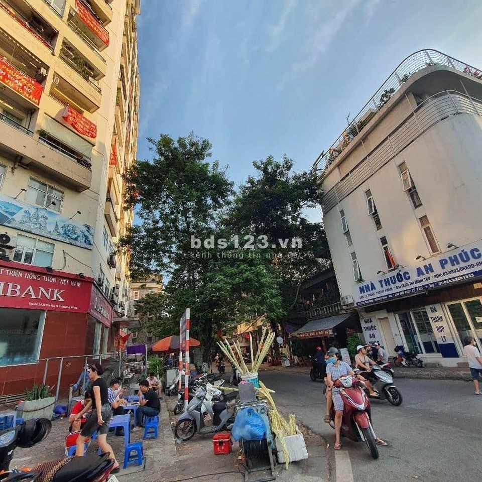 Chính chủ bán nhà ngõ 258 Tân Mai, căn góc, ngõ rộng
