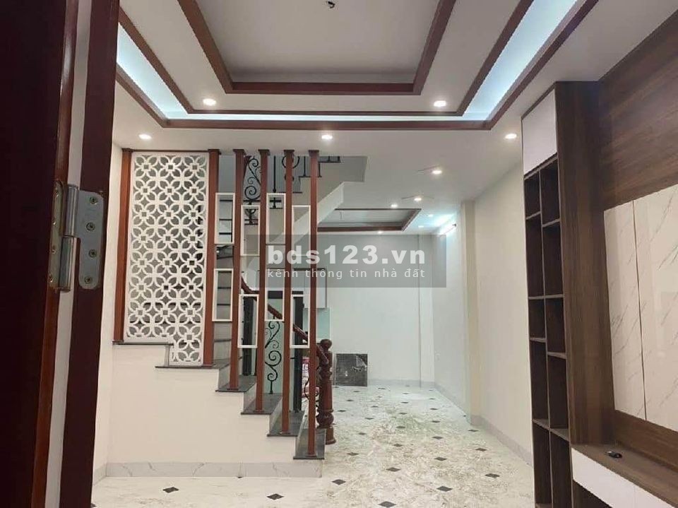 Chính chủ bán nhà ngõ 258 Tân Mai, căn góc, ngõ rộng