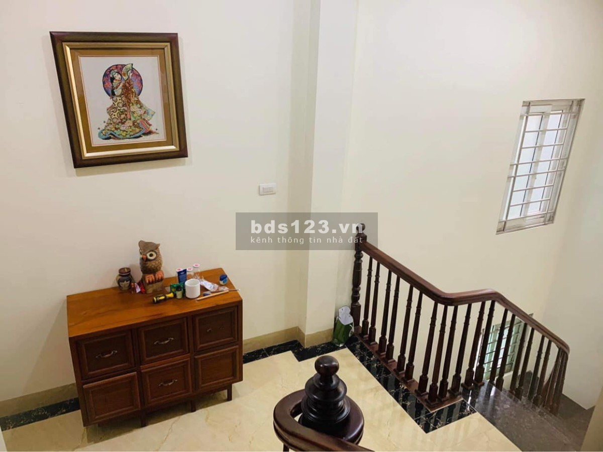Nhà ngõ Khương Đình-Thanh Xuân. Đất 60m2 x 5 tầng, ngang 5.2m Giá: 6,5 tỷ