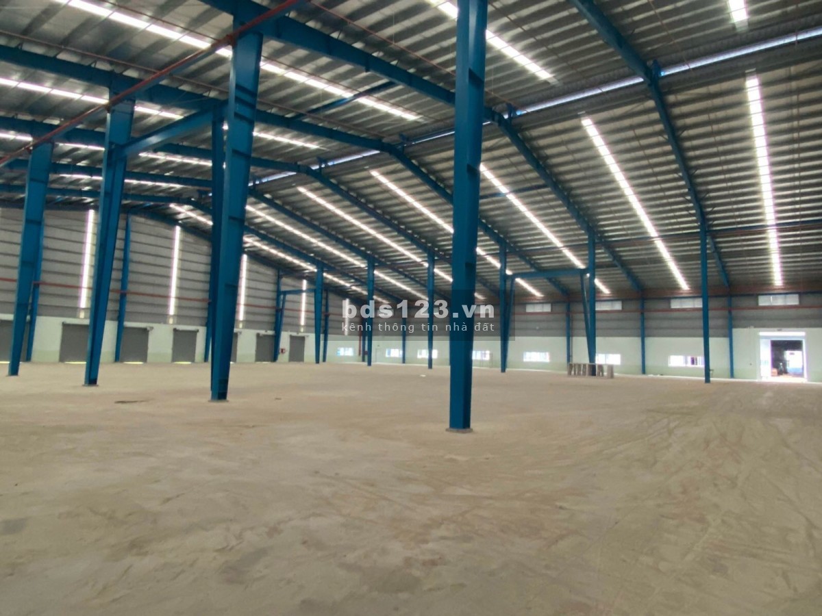 Cho thuê kho xưởng 1500m2 trong KCN Nhơn Trạch, huyện Nhơn Trạch, Đồng Nai.