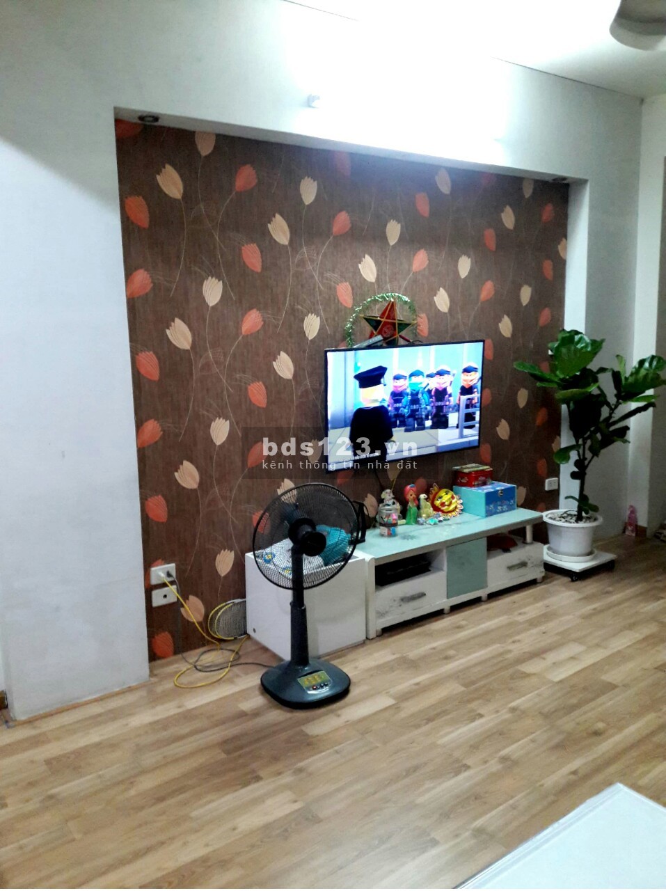 Căn hộ chung cư tầng đẹp, số đẹp cần thanh khoản gấp giá tốt