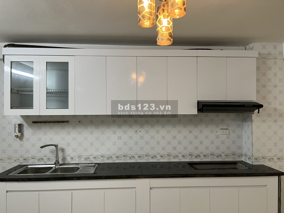 Chính chủ cần bán nhà 5 tầng gần ngã tư Hà Trì LH 0389080718