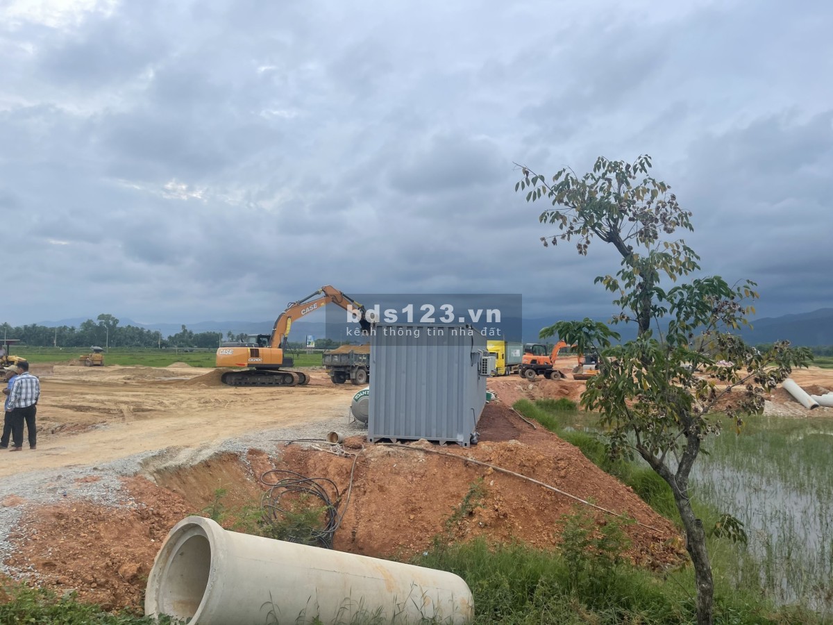 Chỉ 890 triệu sở hữu ngay lô đất mặt tiền trên Quốc Lộ 1A, gần biển lh 0386003247