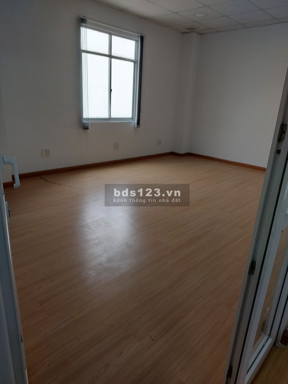 Cho thuê văn phòng công ty có đủ diện tích từ 20m đến 70m giá hấp dẫn, có máy lạnh, có chiết khấu