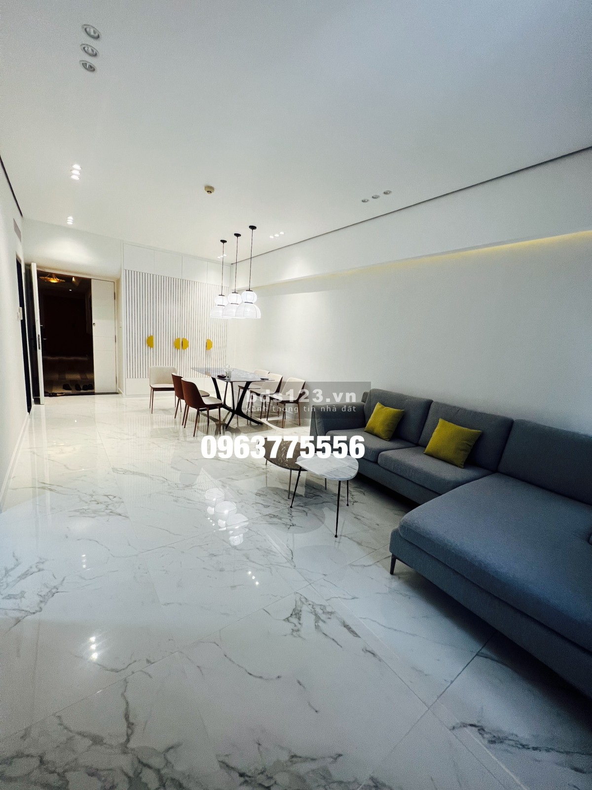Chỉ từ 18 triệu! Thuê ngay căn hộ 2PN Saigon Pearl nội thất cực đẹp, view Sông + Landmark 81