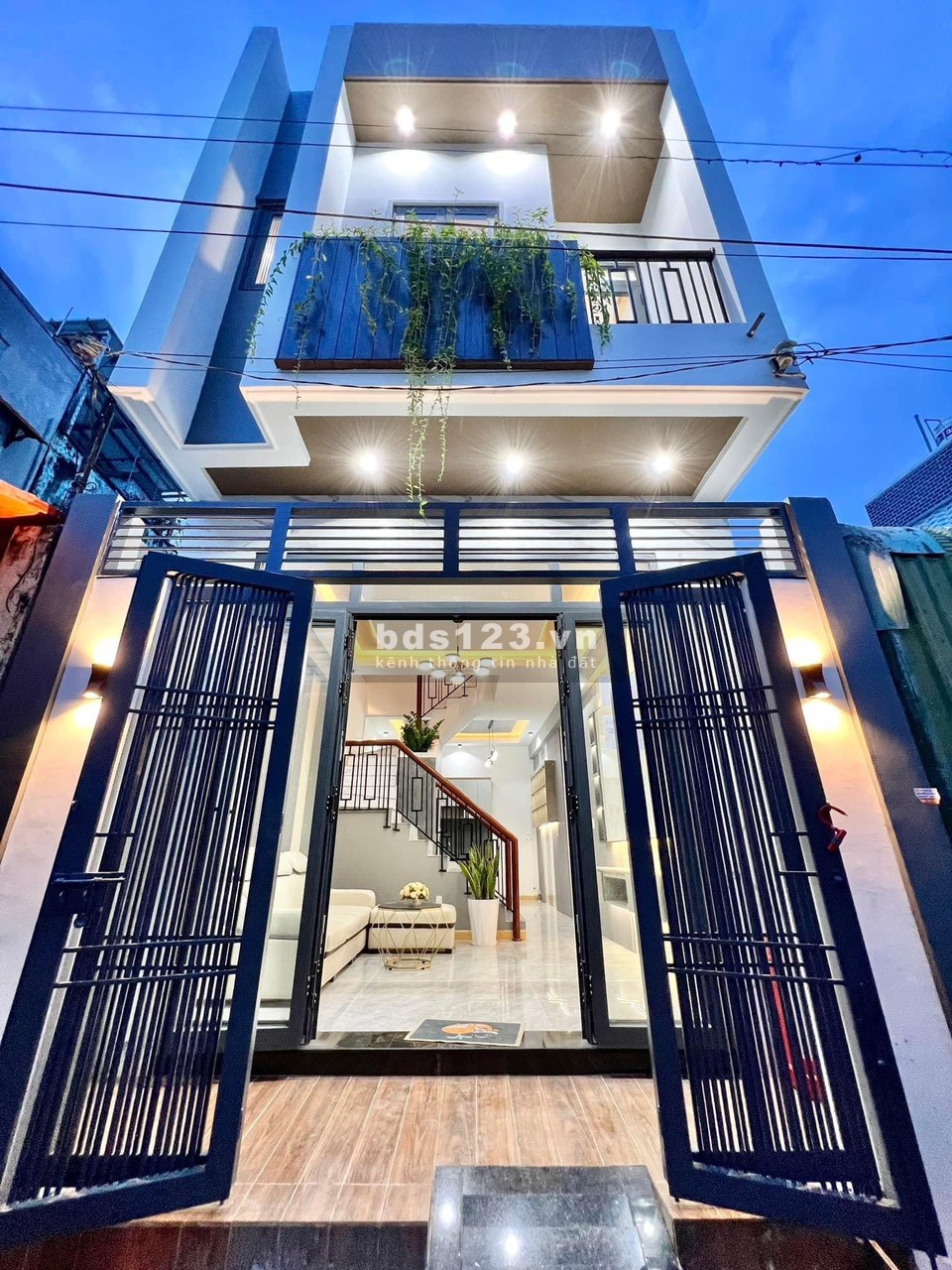 Bán nhà mới full nội thất hiện đại hẻm liên tổ 3 - 4 An Khánh, thành phố Cần Thơ