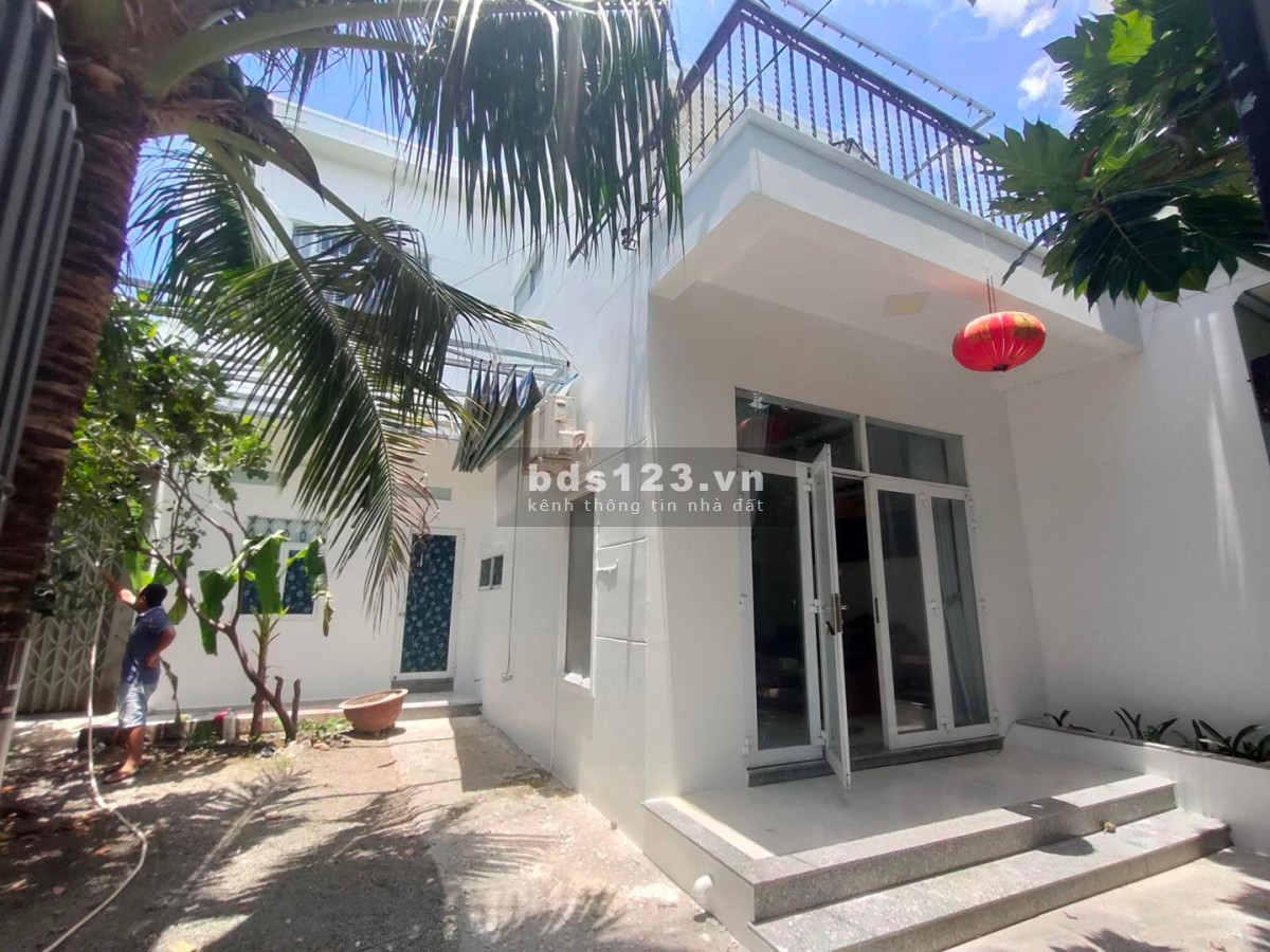 Cho thuê biệt thự mini 2 tầng + 2 mặt tiền đường 8m view sông Bà Vệ, Vĩnh Thạnh