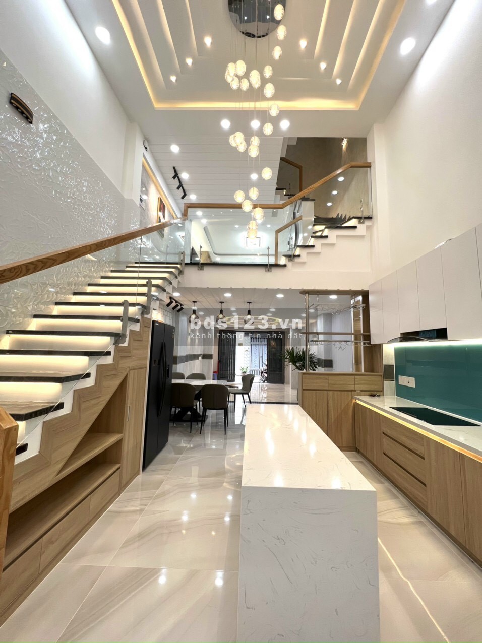 Bán nhà 4 lầu mới xây đầy đủ nội thất cao cấp hẻm xe hơi đường số 59 phường 14, quận Gò Vấp