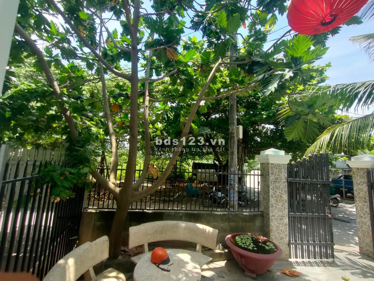 Cho thuê biệt thự mini 2 tầng + 2 mặt tiền đường 8m view sông Bà Vệ, Vĩnh Thạnh