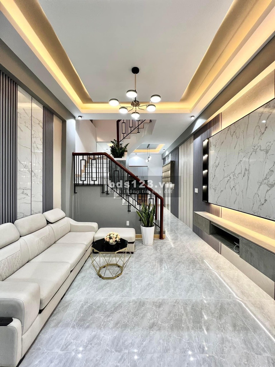 Bán nhà mới full nội thất hiện đại hẻm liên tổ 3 - 4 An Khánh, thành phố Cần Thơ