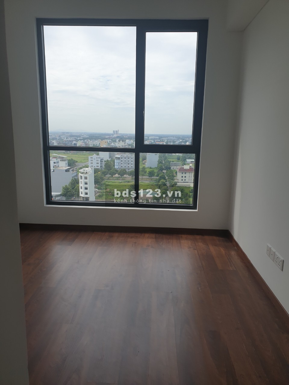 Bán căn hộ 2PN One Verandah view sông Sài Gòn giá chỉ 6 tỷ all in