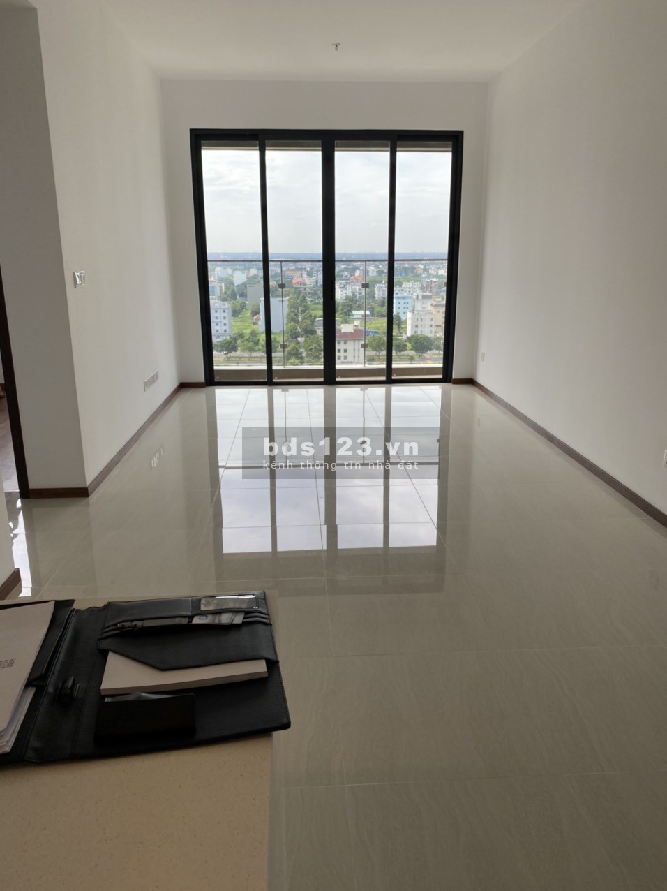 Bán căn hộ 2PN One Verandah view sông Sài Gòn giá chỉ 6 tỷ all in