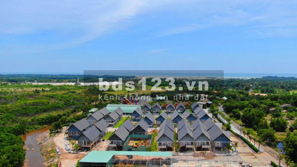Bán biệt thự kiểu Thái, sở hữu lâu dài, DT 300m², giá 6,5 tỷ (đã gồm VAT), suối nước nóng Bình Châu