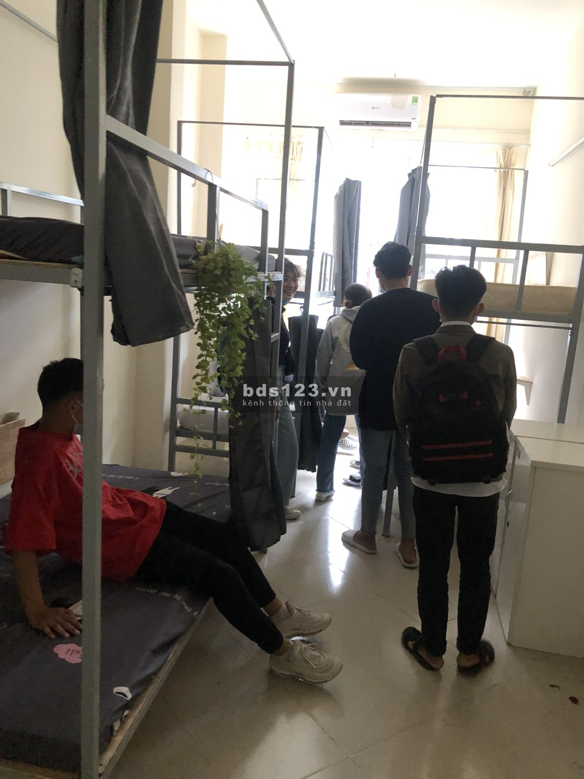 Ký túc xá cao cấp gần HUFI chỉ 5 phút đi bộ, giá tốt tiện ích đầy đủ