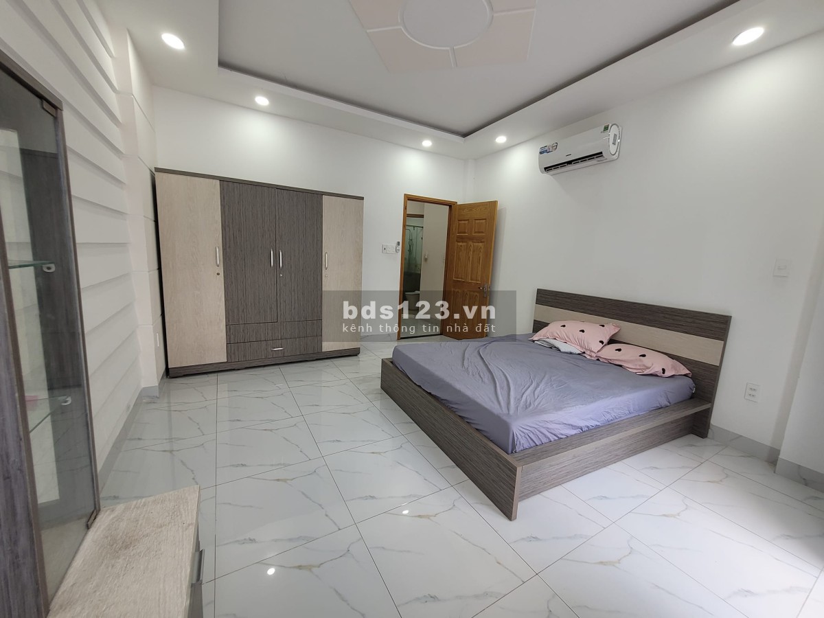 Bán nhà hẻm 8m đường Trần Văn Quang, DTSD 68m² (4,5x15m) x 4 tầng, giá 9,1 tỷ đồng