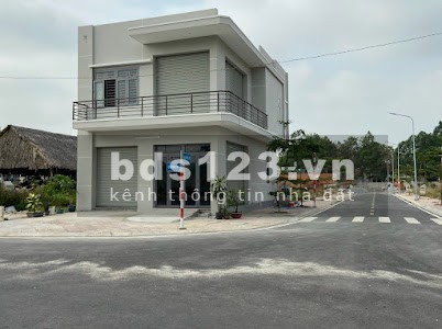 Cần bán đất gần khu công nghiệp Tân Bình đường khu dân cư