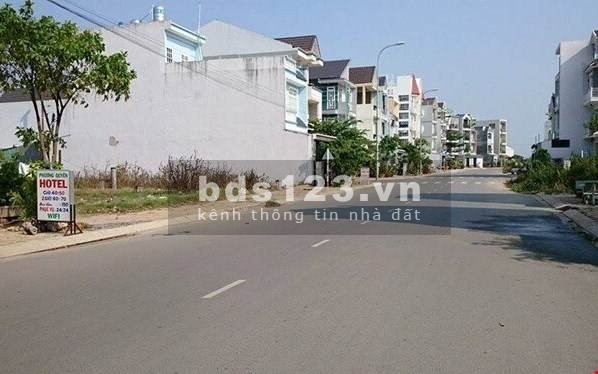 Lô đất 2 mặt tiền dân gửi chưa tới 3 triệu/m2 ngay MT đường nhựa 15m, TT TP Bảo Lộc