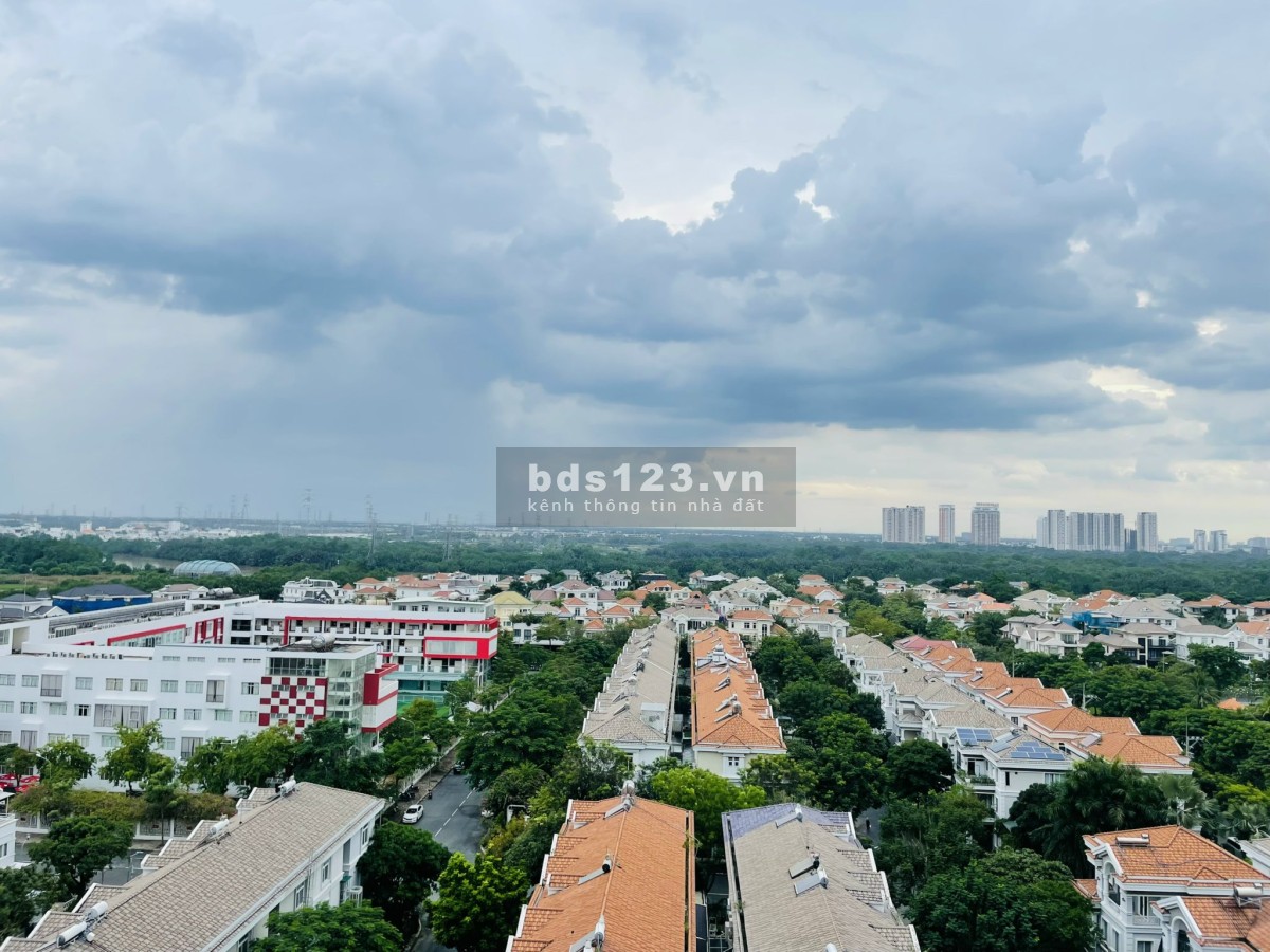 BÁN LỖ! Căn hộ Hưng Phúc Premier 2 phòng ngủ, có chỗ để xe hầm