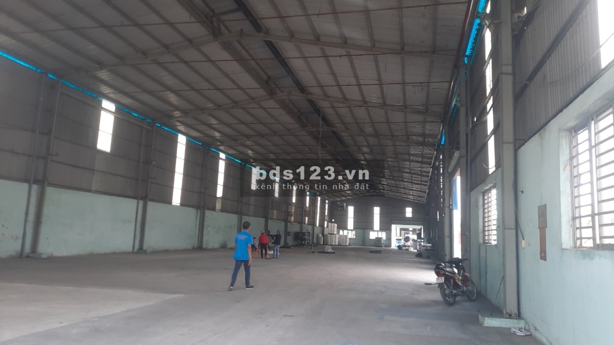 Cho thuê 1260m2 - 2520m2 kho Tỉnh Lộ 10, Đức Hoà Đông, Long An