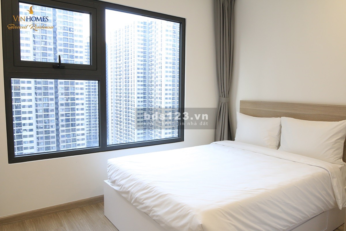 Bán cắt lỗ căn 2 ngủ 2wc+1 căn góc full đồ cơ bản giá 2.15 tỷ bao phí Vinhomes Ocean Park