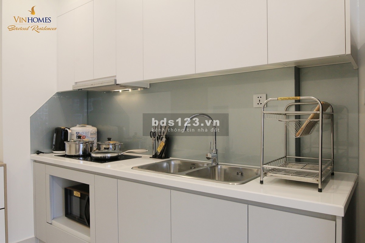 Bán cắt lỗ căn 2 ngủ 2wc+1 căn góc full đồ cơ bản giá 2.15 tỷ bao phí Vinhomes Ocean Park