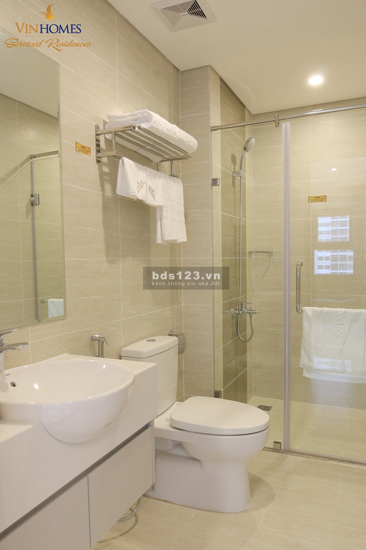 Bán cắt lỗ căn 2 ngủ 2wc+1 căn góc full đồ cơ bản giá 2.15 tỷ bao phí Vinhomes Ocean Park