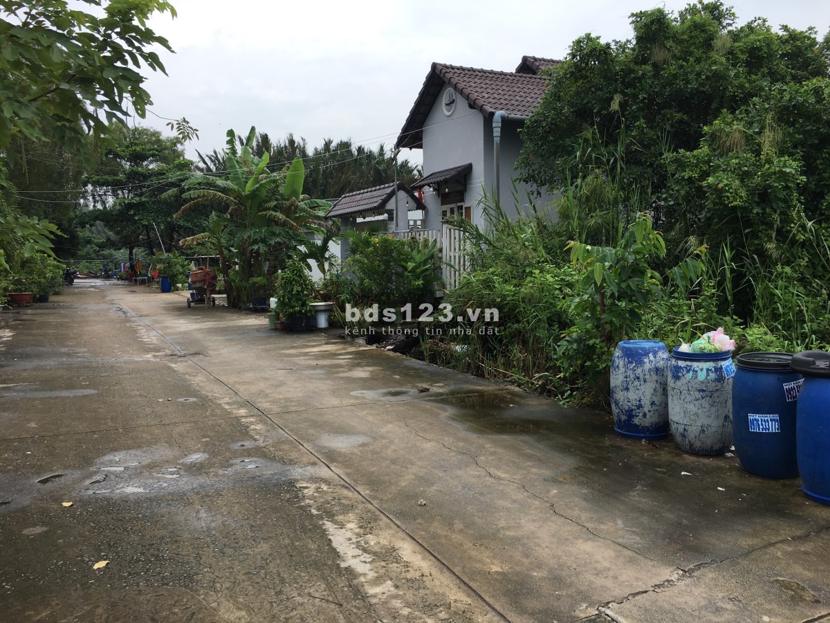 Chính chủ cần bán đất MT 8x20m2 Khu DC Đô thị CN Hiệp Phước - ngay sau trường dạy lái xe Thành Công