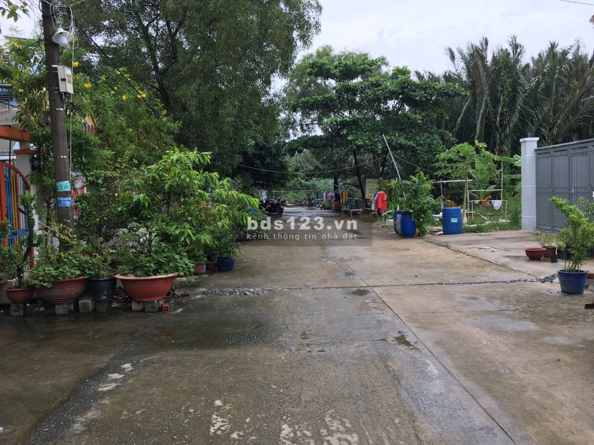 Chính chủ cần bán đất MT 8x20m2 Khu DC Đô thị CN Hiệp Phước - ngay sau trường dạy lái xe Thành Công