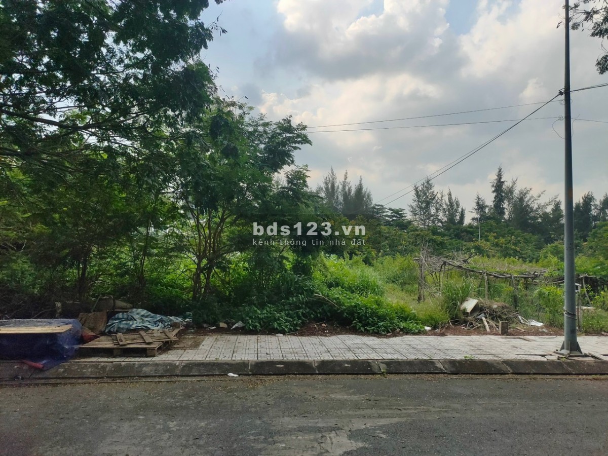 Cần bán đất 140m2 khu dân cư Cát Lái Invesco Q2 TP Thủ Đức