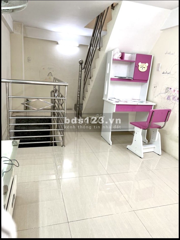 Bán nhà 1 lửng 1 lầu Hẻm ba gác 2 sẹc số 174 đường Nguyễn Thiện Thuật, phường 3, quận 3