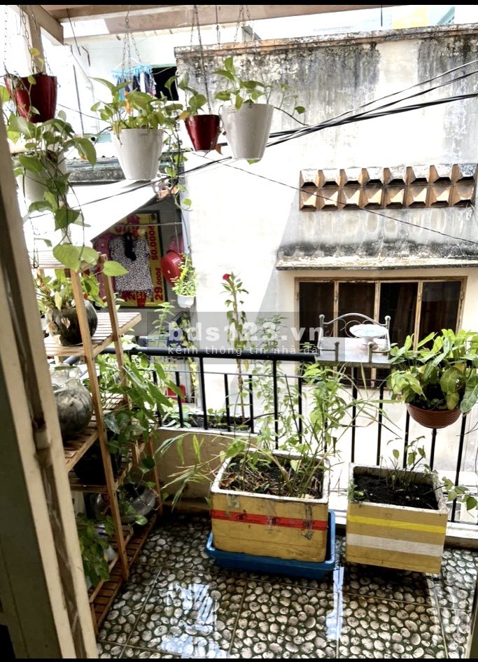 Bán nhà 1 lửng 1 lầu Hẻm ba gác 2 sẹc số 174 đường Nguyễn Thiện Thuật, phường 3, quận 3