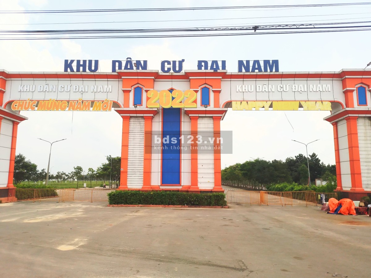 E có 2 lô MB Tân Khai - Hớn Quản 700 triệu. DT 250m2 (100m thổ cư) giá 720Tr