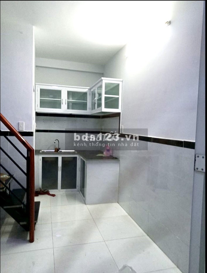 Bán nhà 1 lầu đúc hẻm 1248 Huỳnh Tấn Phát, phường Tân Thuận Tây, quận 7