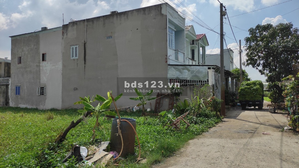 Bán đất mặt tiền nở hậu Huỳnh Thị Quyến, KDC Bình Mỹ, Củ Chi